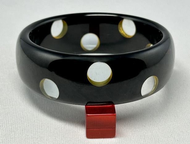 BW9 licorice black bakelite bangle with applejuice dots