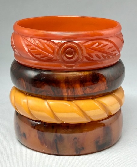 BBU9 set of four bakelite bangles